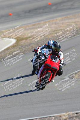 media/Feb-05-2023-Classic Track Day (Sun) [[c35aca4a42]]/Group 2/session 4 turn 4/